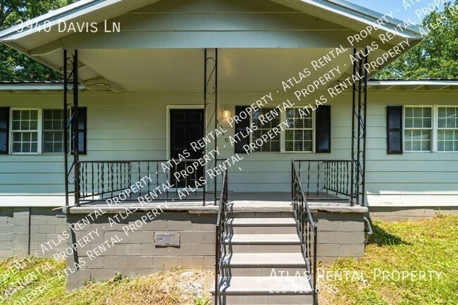 Building Photo - 3940 Davis Ln