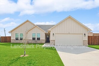 Building Photo - 524 Park Meadow Ct