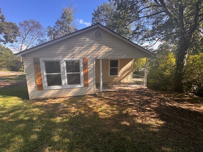 Building Photo - Guntersville, AL Home for Rent!
