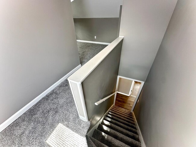 Building Photo - 5883 N 84th St