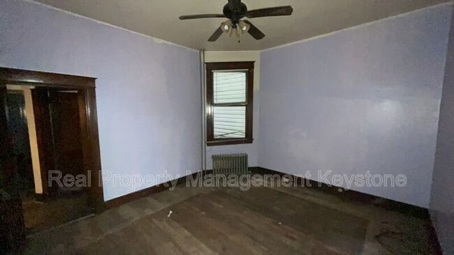 Building Photo - 1247 Chartiers Ave