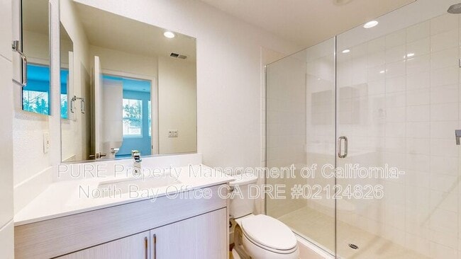 Building Photo - 221 Gambrel Cir