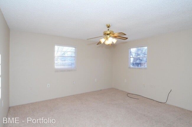 Building Photo - 2 br, 1 bath House - 4211 Cline
