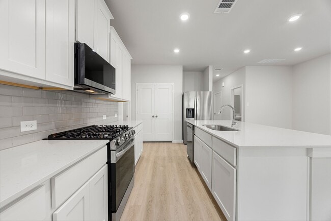 Building Photo - 302 Brazen Forest Trl