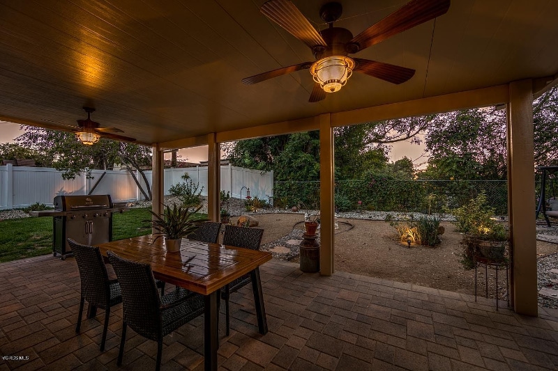 Building Photo - 2251 Markham Ave