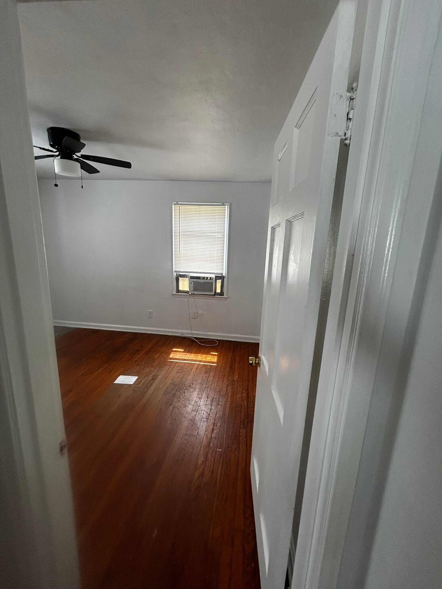 Building Photo - 5600 Gatesworth Ave