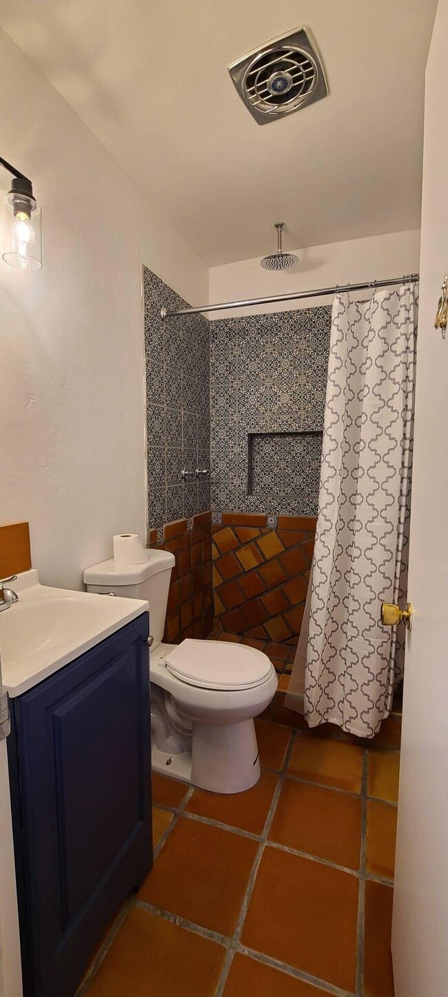 Building Photo - 253 Northwind Dr