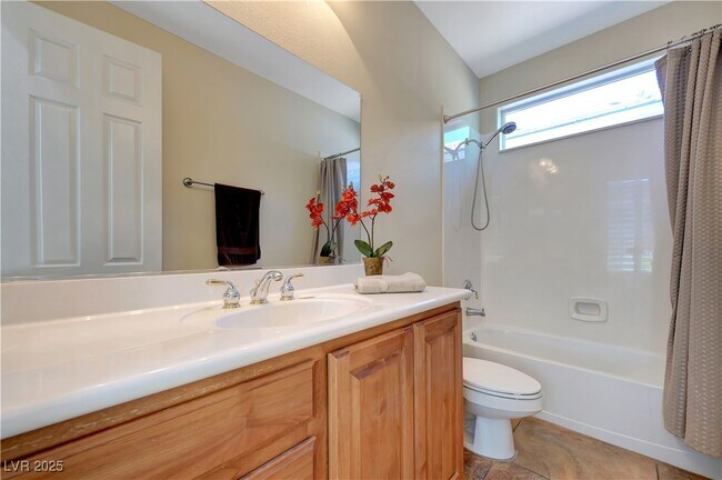 Building Photo - 229 Muldowney Ln