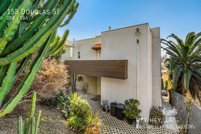 Building Photo - Modern Architectural Duplex | Hillside Vie...