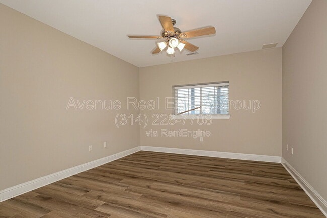 Building Photo - 8914 Hilltop Manor Dr