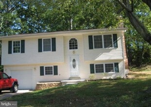 Building Photo - 16121 Indus Dr