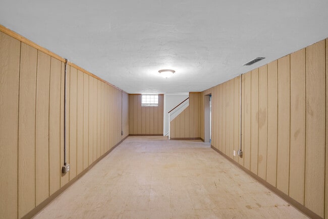 Building Photo - 3958 E Antisdale Rd