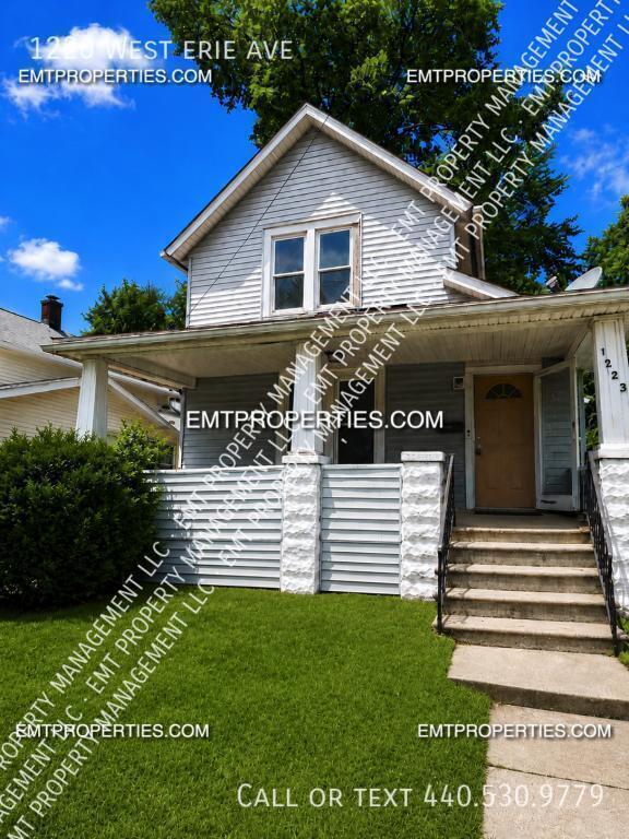 Building Photo - 1220 W Erie Ave