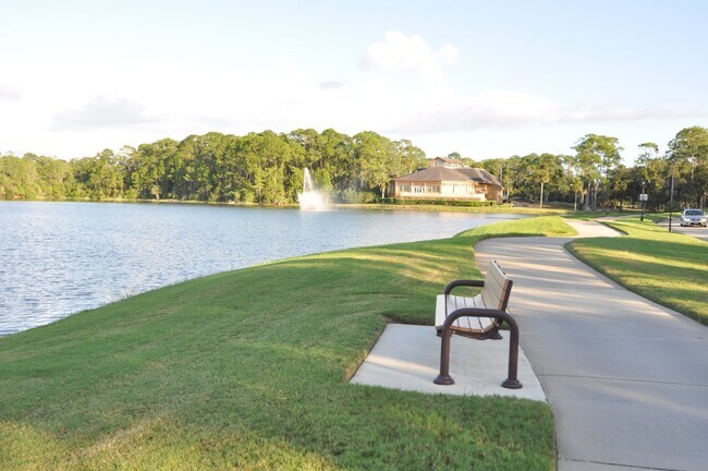 Building Photo - Furnished townhome! Located in Plantation ...