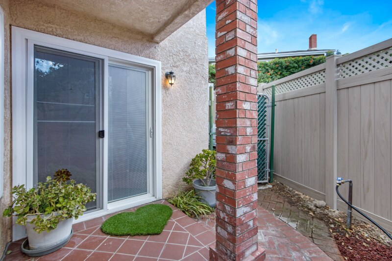 Building Photo - 247 N Sandpiper Cir