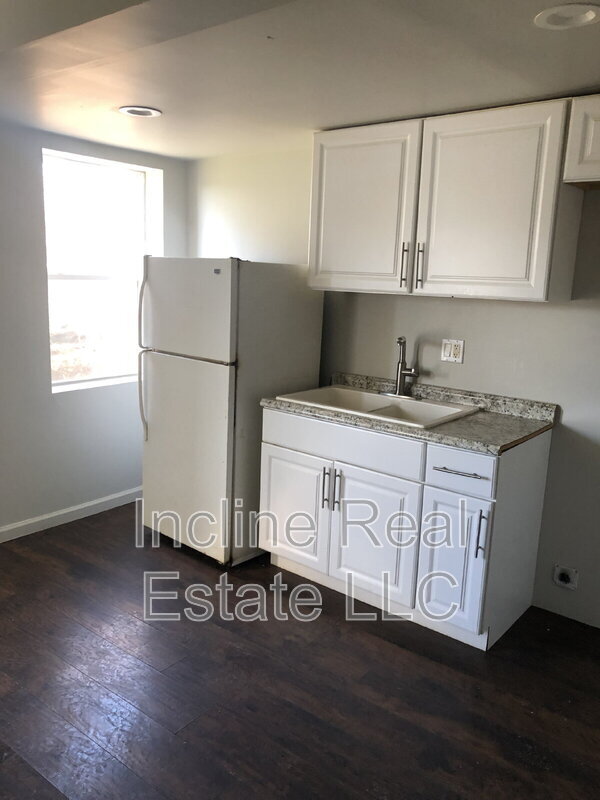 Building Photo - 526 Ohio Ave