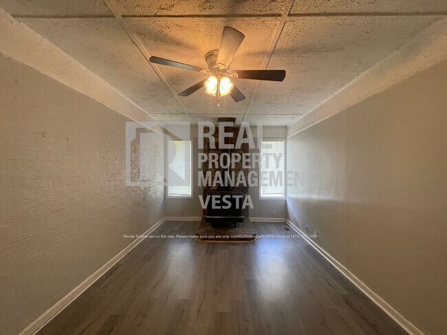 Building Photo - 3278 O'Hara Dr N