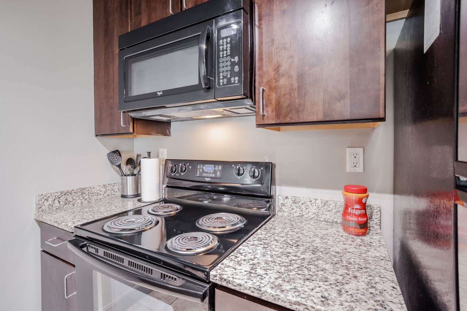 Building Photo - 121 E Freedom Way