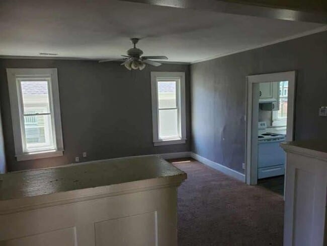 Primary Photo - 504 Adams Ave