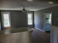 Building Photo - 504 Adams Ave