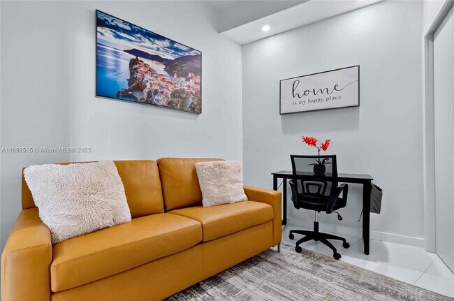 Building Photo - 851 NE 1st Ave