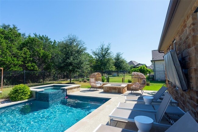 Building Photo - 205 Eiglehart Rd