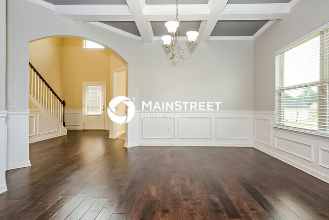 Building Photo - 5 Bedroom Pet-Friendly Home in Locust Grove, GA with Main Street Renewal