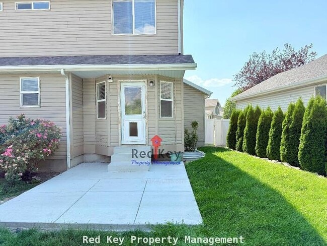 Building Photo - Crystal Bay Dr Single Family Home