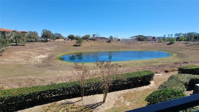 Building Photo - 914 Charo Pkwy