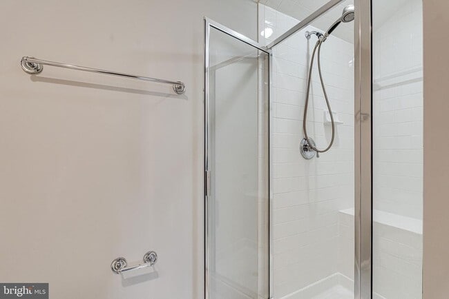 Building Photo - 8872 Ashgrove House Ln