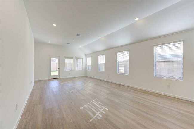 Building Photo - 30347 Tall Fescue Dr