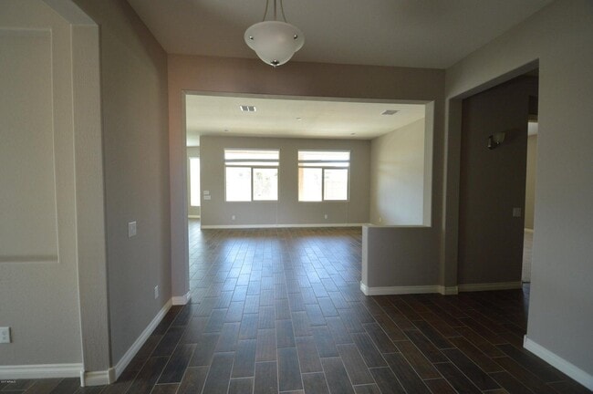 Building Photo - 151 E Havasu Pl