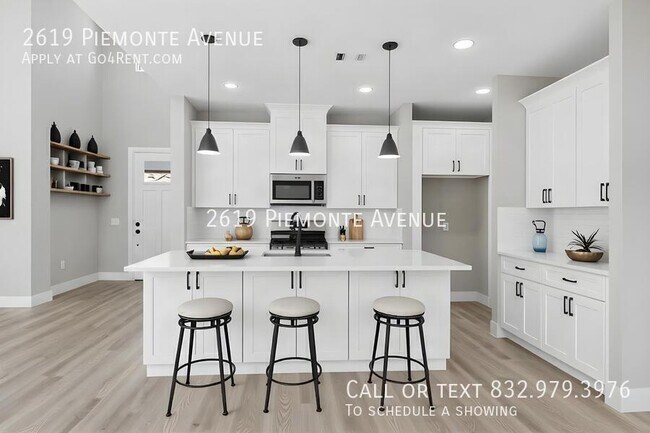 Building Photo - 2619 Piemonte Ave