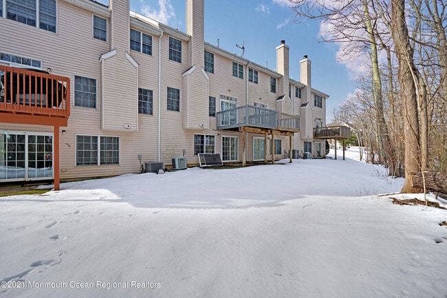 Building Photo - 44 Smock Ct