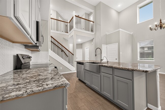 Building Photo - 30359 Limber Pines Dr