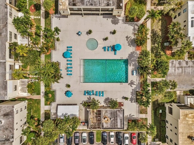 Building Photo - 20381 NE 30th Ave