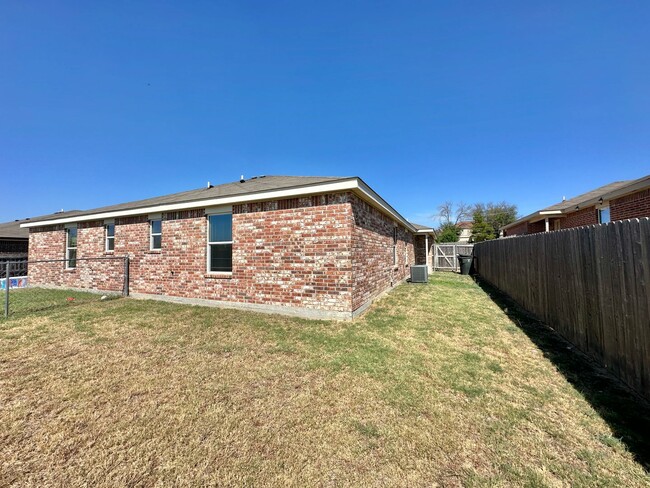 Building Photo - 2503 Cody Poe Rd