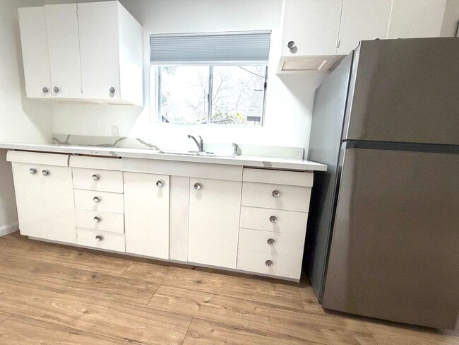 Building Photo - Private & Cozy Detached ADU in South Tahoe Park!