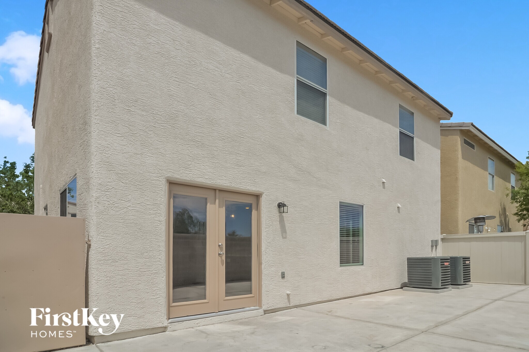 Building Photo - 2148 Casa Ladera St