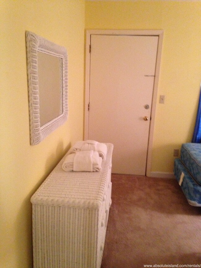 Building Photo - Furnished Two-Bedroom Coastal Condo | North End of Hilton Head