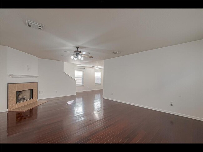 Building Photo - 10819 Waterfern Ct