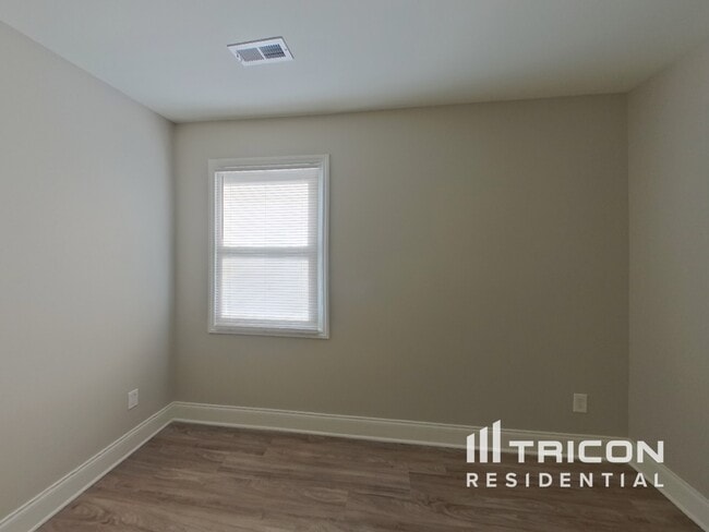 Building Photo - 8717 Timbercrest Cir