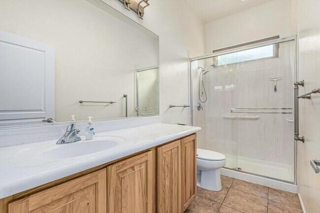 Building Photo - 16945 S Vanilla Orchid Dr