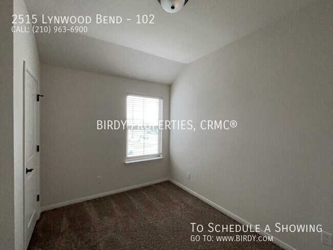 Building Photo - 2515 Lynwood Bnd