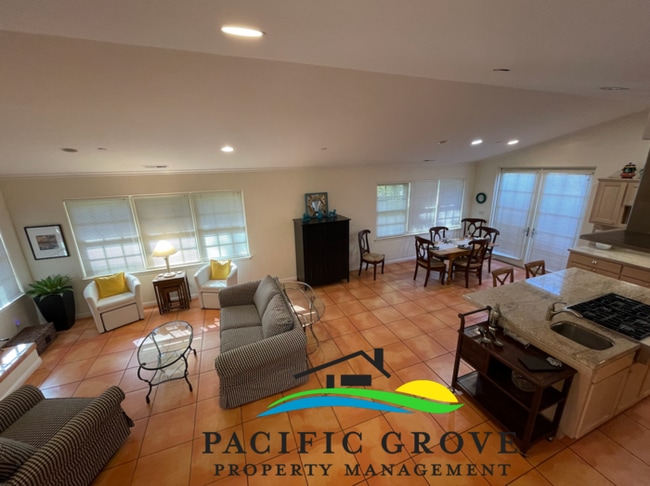 Building Photo - Beautiful Mediterranean 2-Bedroom House in...