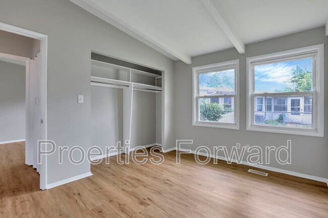 Building Photo - 873 Joyful St