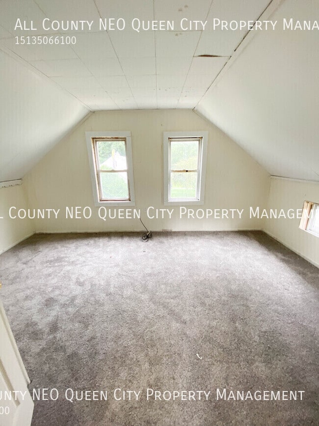 Building Photo - 7944 Harrington Ave
