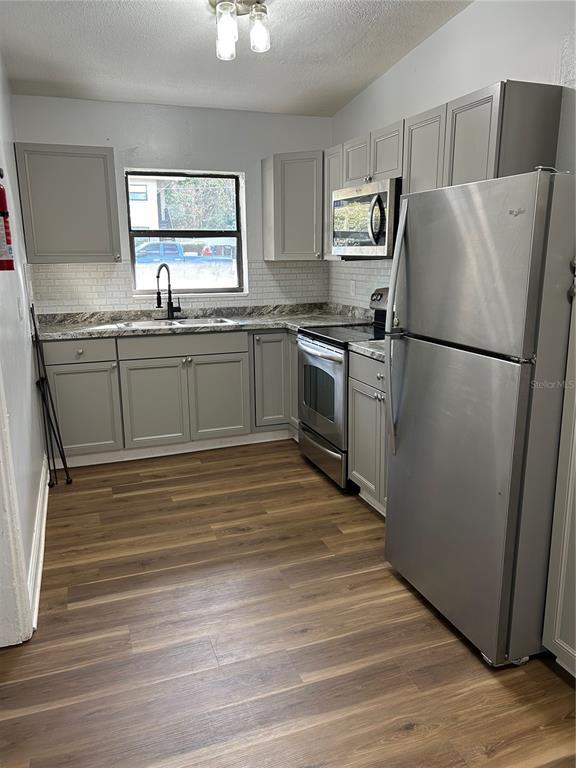 Building Photo - 1503-1503 Noble Pl