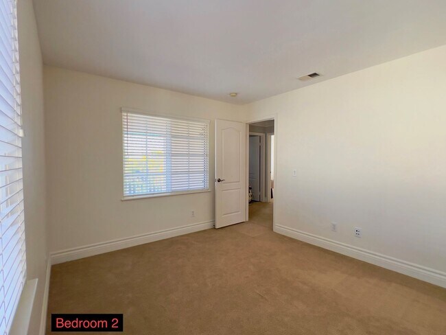 Building Photo - Upgraded 4 bedrooms 3 full baths home in Chula Vista- San Miguel Ranch area.