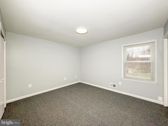 Building Photo - 9206 Lorelei Ct